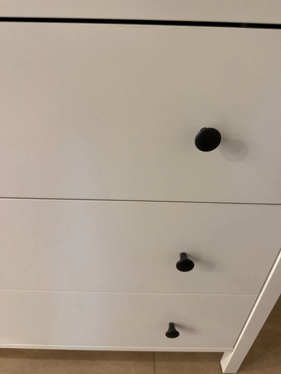 Chest of Drawers - Image 2
