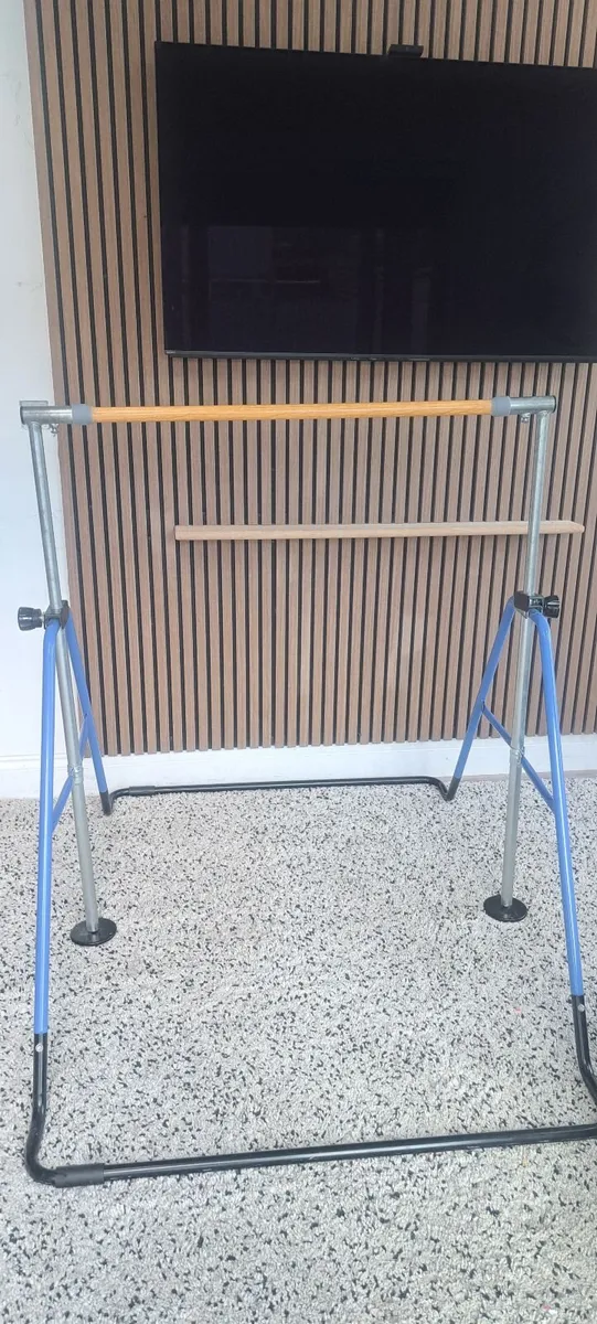 Gymnastics bar