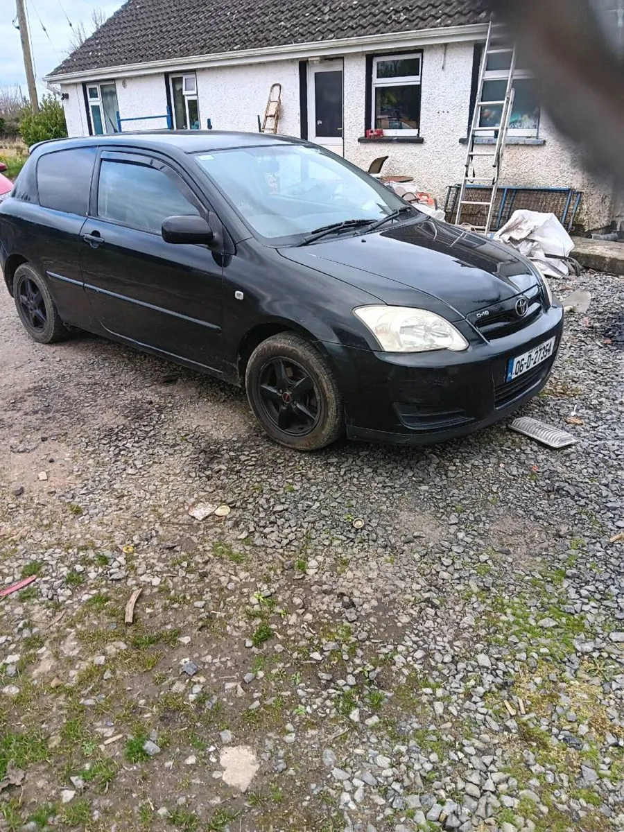 Toyota corolla van - Image 3