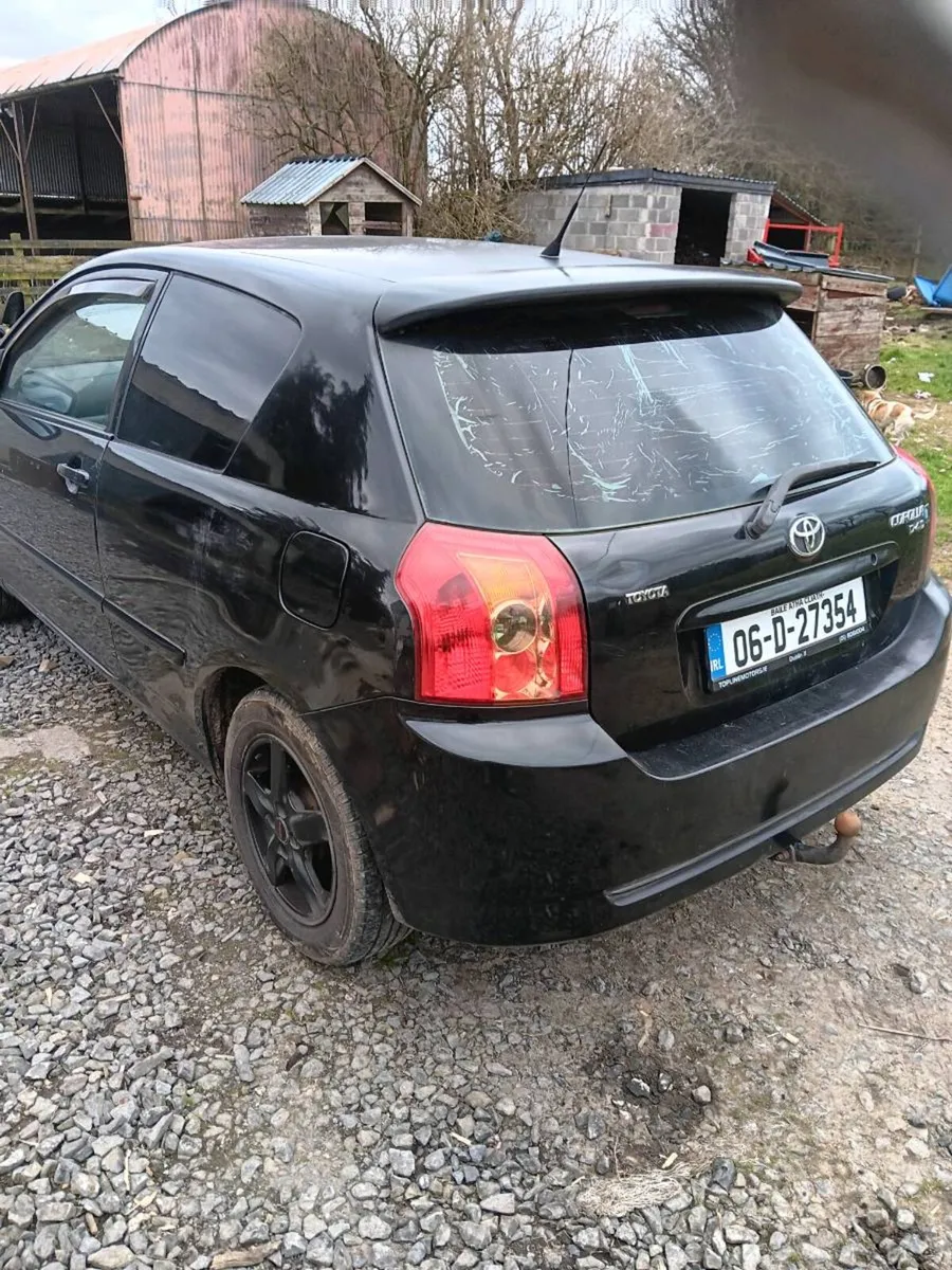 Toyota corolla van - Image 4
