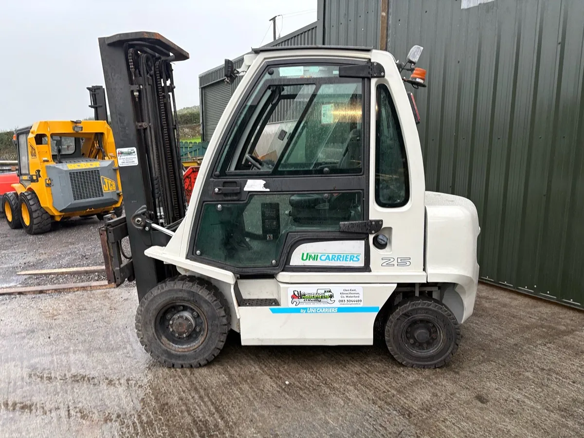 Nissan forklift - Image 3