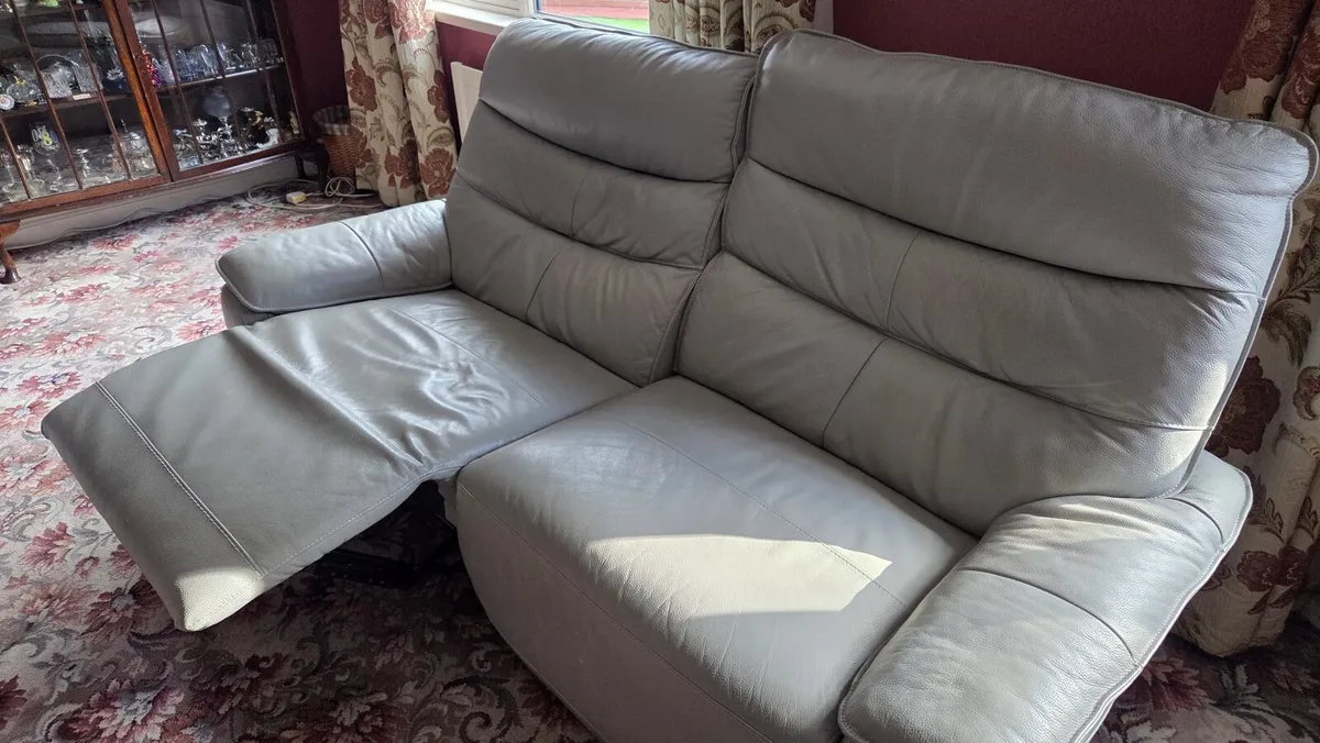 3+1+1 Premium Electric Reclining Leather Suite - Image 2