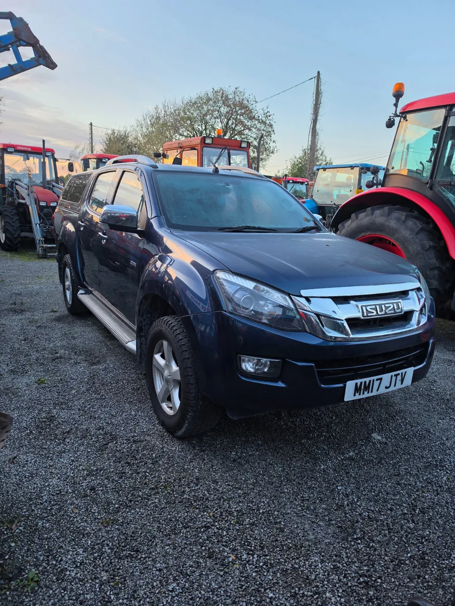 Isuzu  Dmax - Image 1