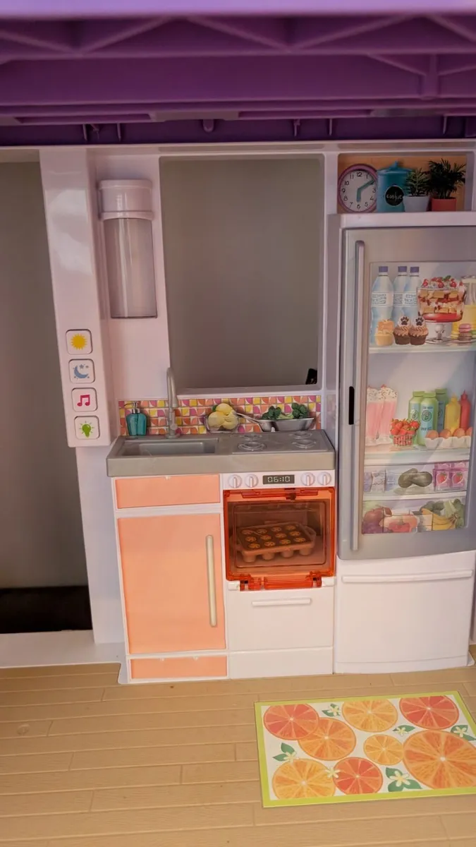 Barbie Dream House - Image 3