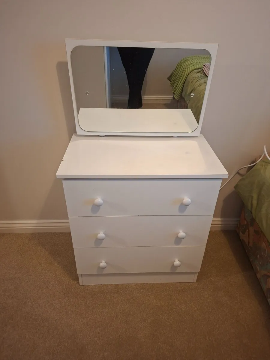 Wardrobe    chest of drawers - Image 1