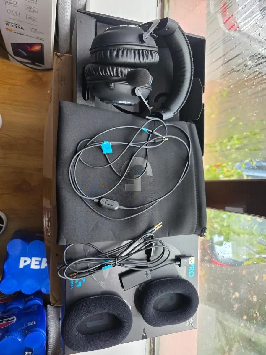 Logitech G PRO X Gaming Headset + Accessories - Image 2