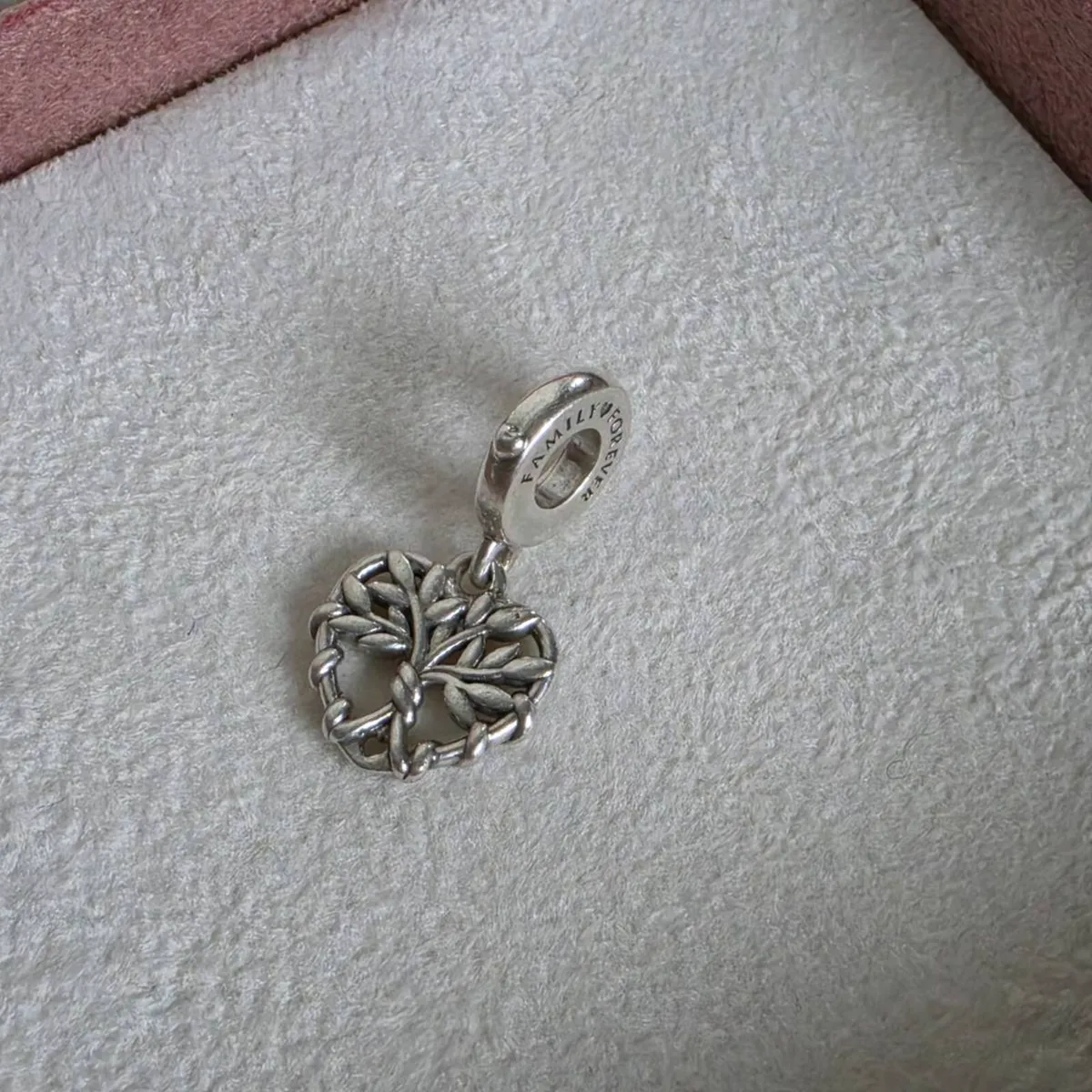 Pandora heart family tree dangle charm - Image 1