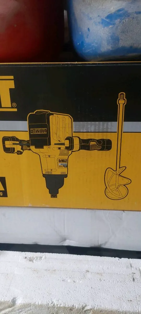 Dewalt 54v paddle mixer - Image 1