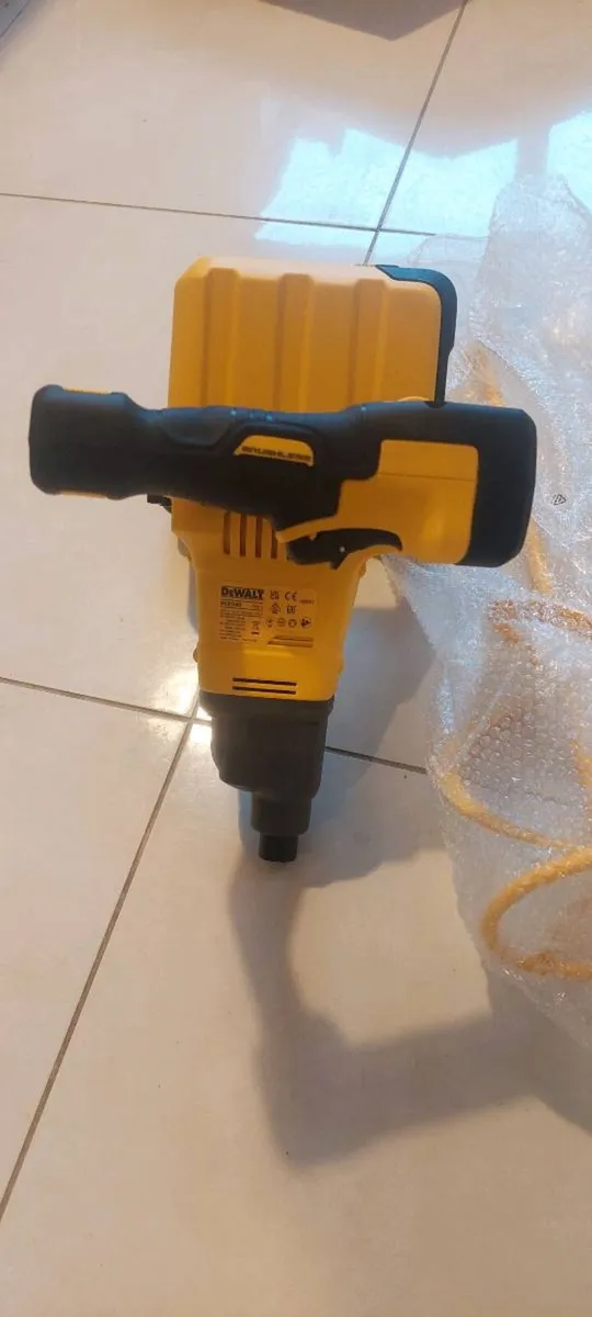 Dewalt 54v paddle mixer - Image 4