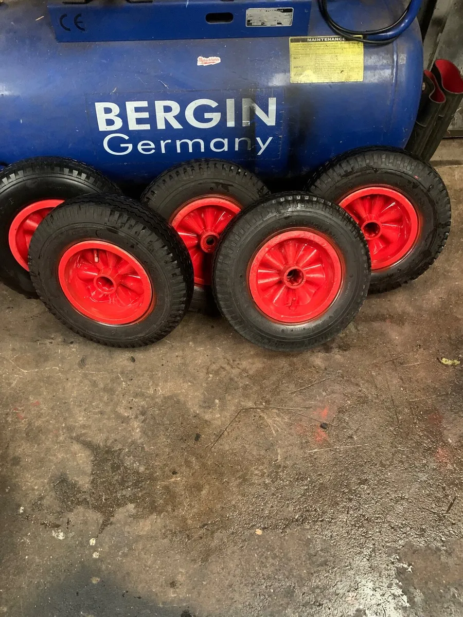5 Berg go kart wheels - Image 1