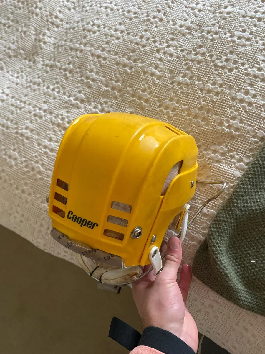 Hurling Helmet - Image 4