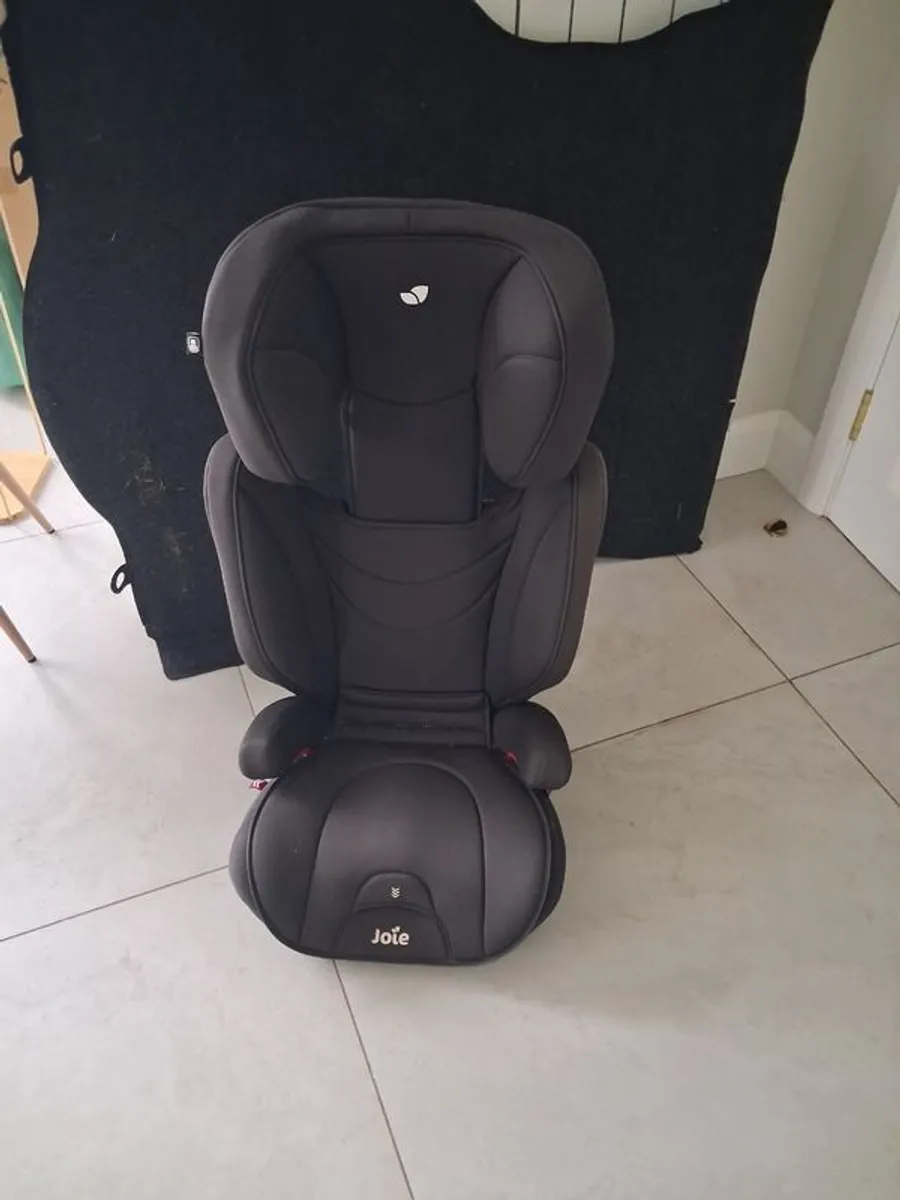 Car seat Joie 5 to 12 year old - Image 1