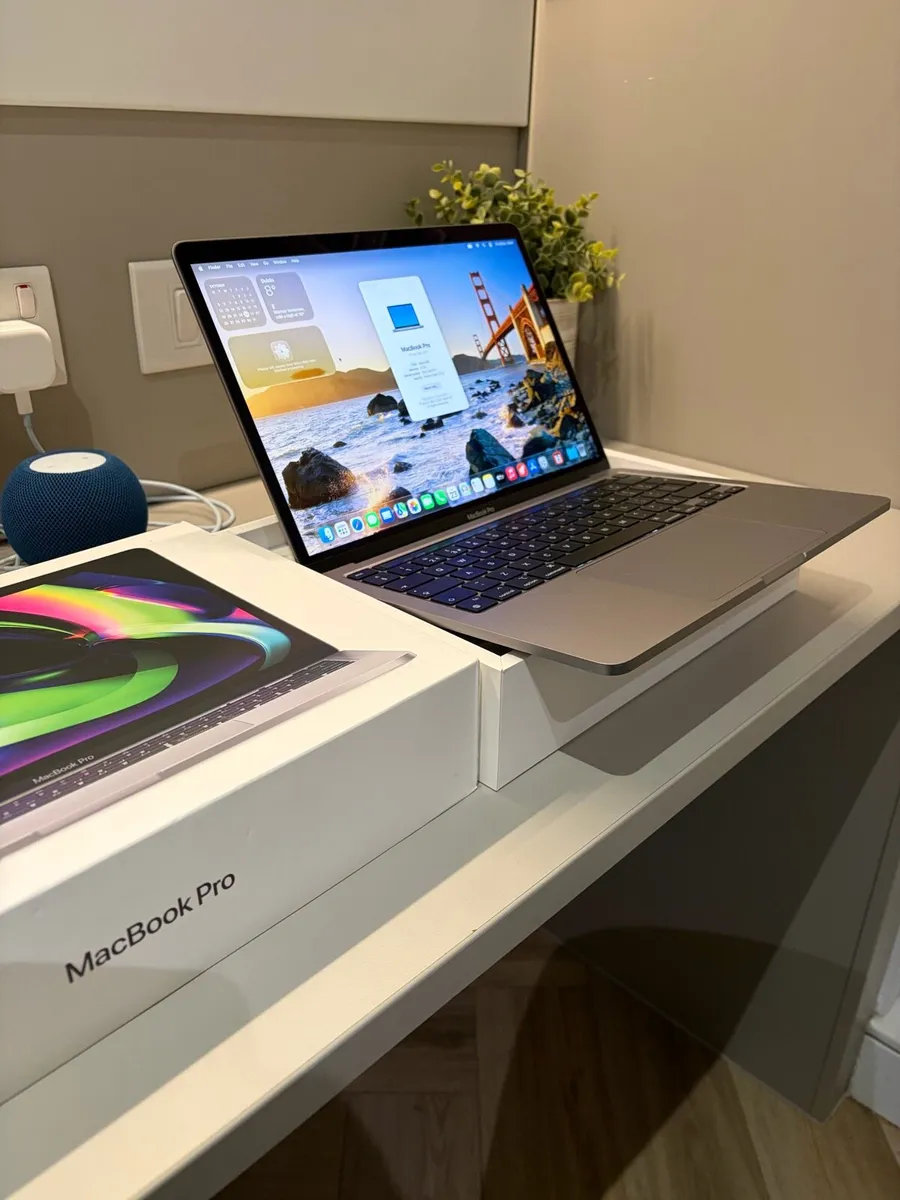 MacBook Pro 2022 13 inch M2 8GB 256GB - Image 1