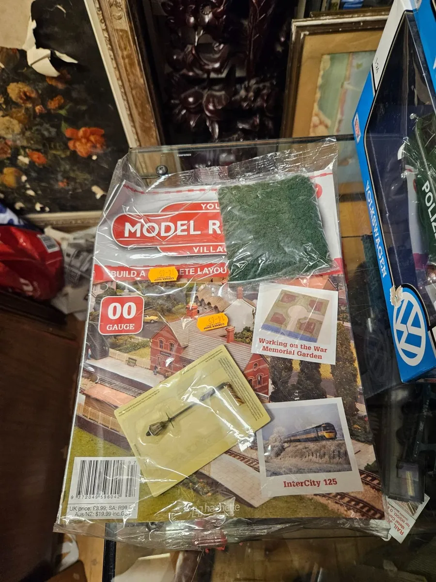 Hornby Atlas OO Gauge Light and Scatter - Image 1