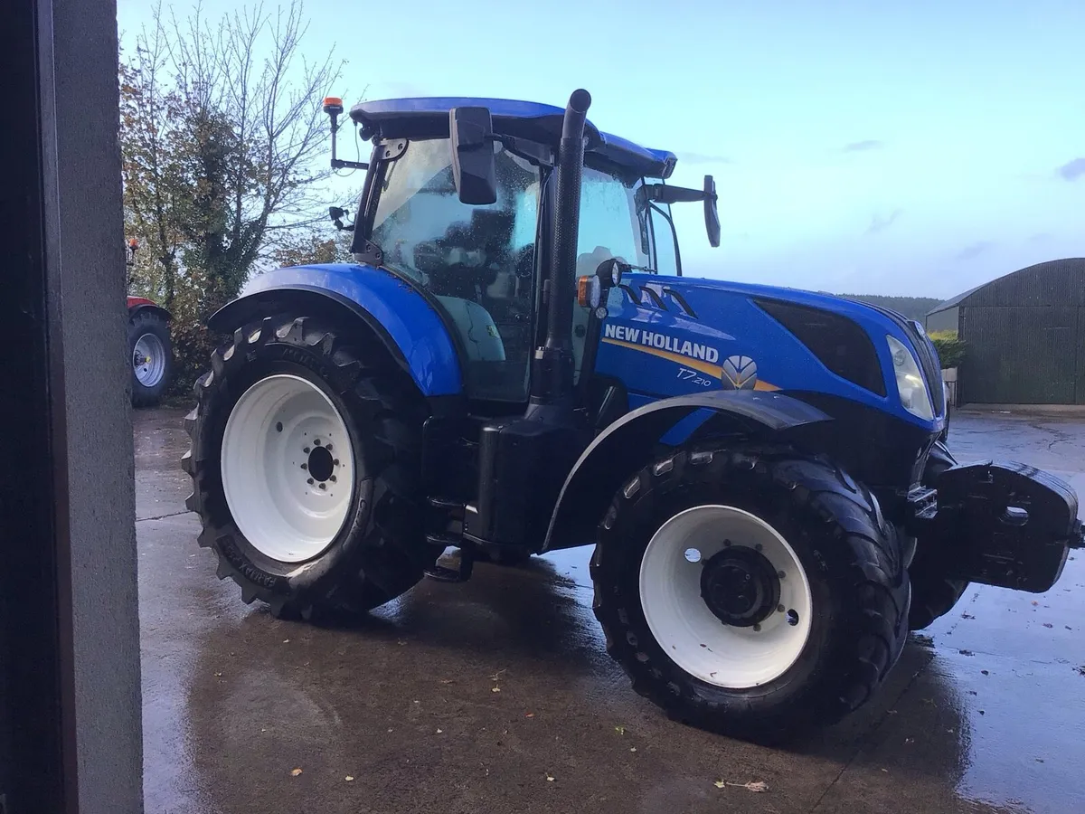 Tractors - Image 2