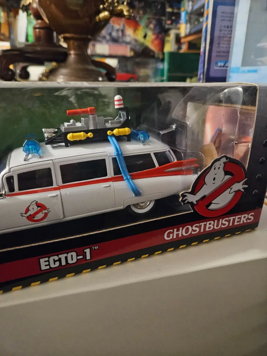 Corgi Hollywood Rides Ghostbusters Ecto 1 - Image 2