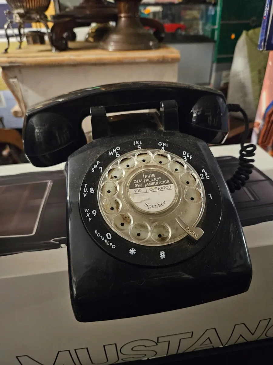 Vintage Black Telephone - Image 1
