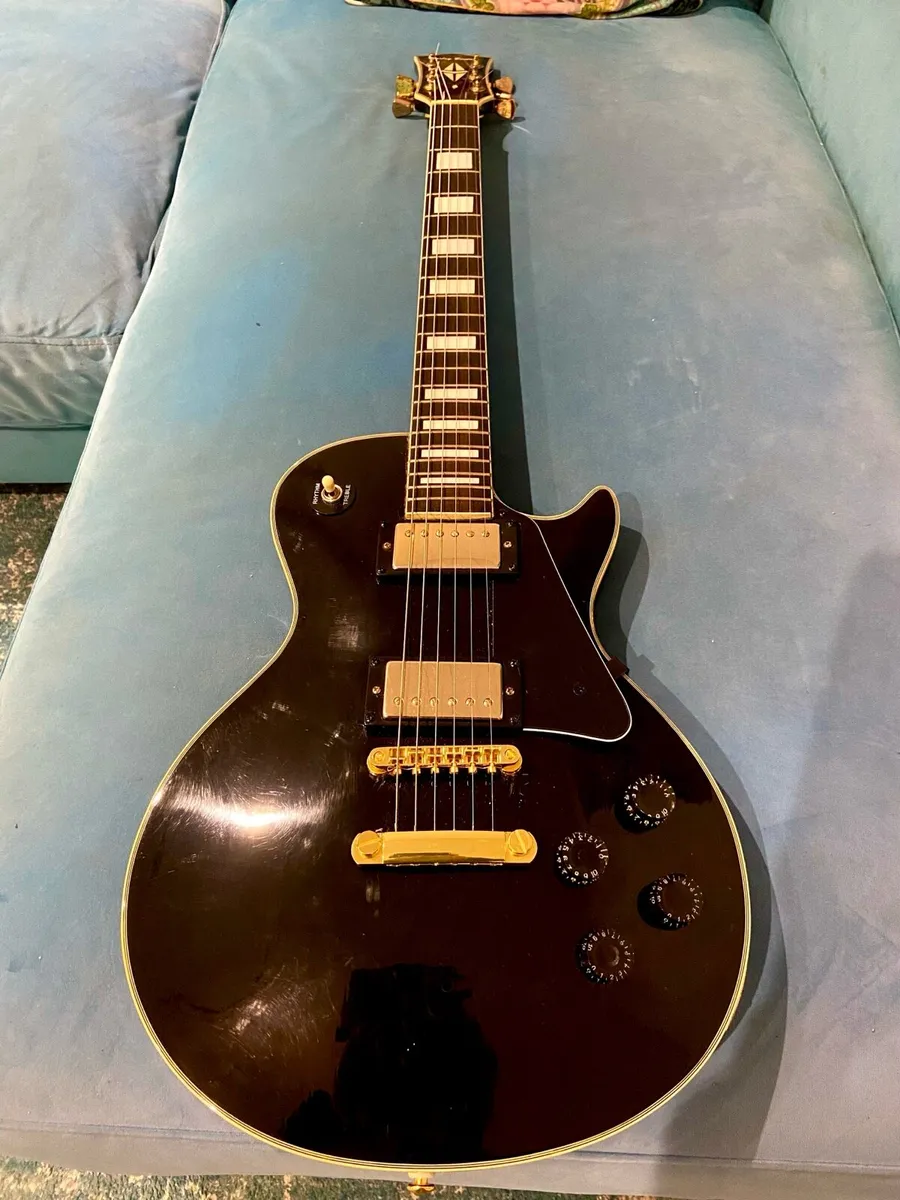 Guitar Les Paul Type - Image 1