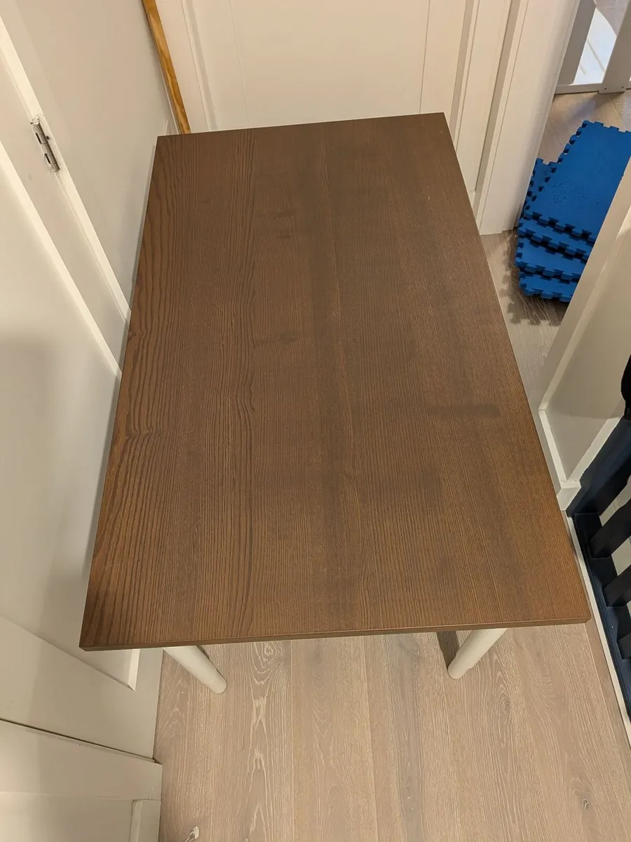 Desk  - IKEA Desk  140x60 cm with adjustable legs. - Image 1