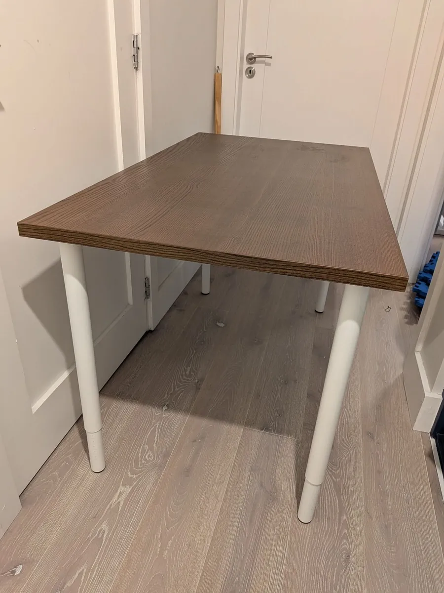 Desk  - IKEA Desk  140x60 cm with adjustable legs. - Image 2