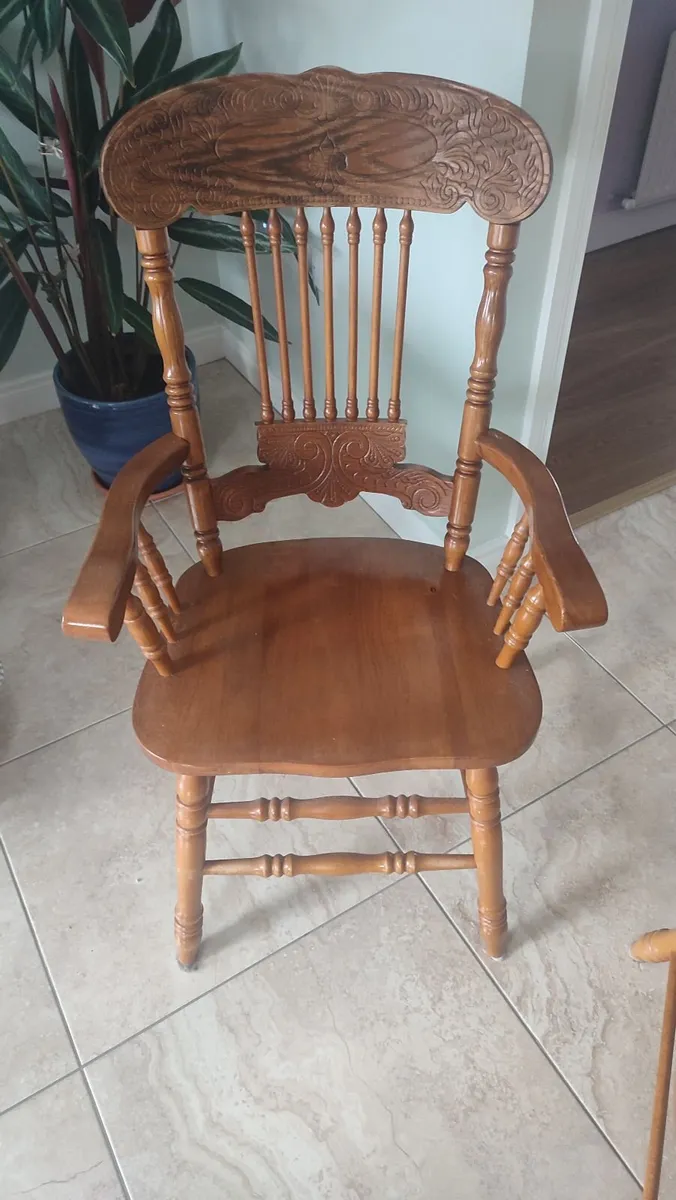 Kitchen Table & Chairs - Image 2