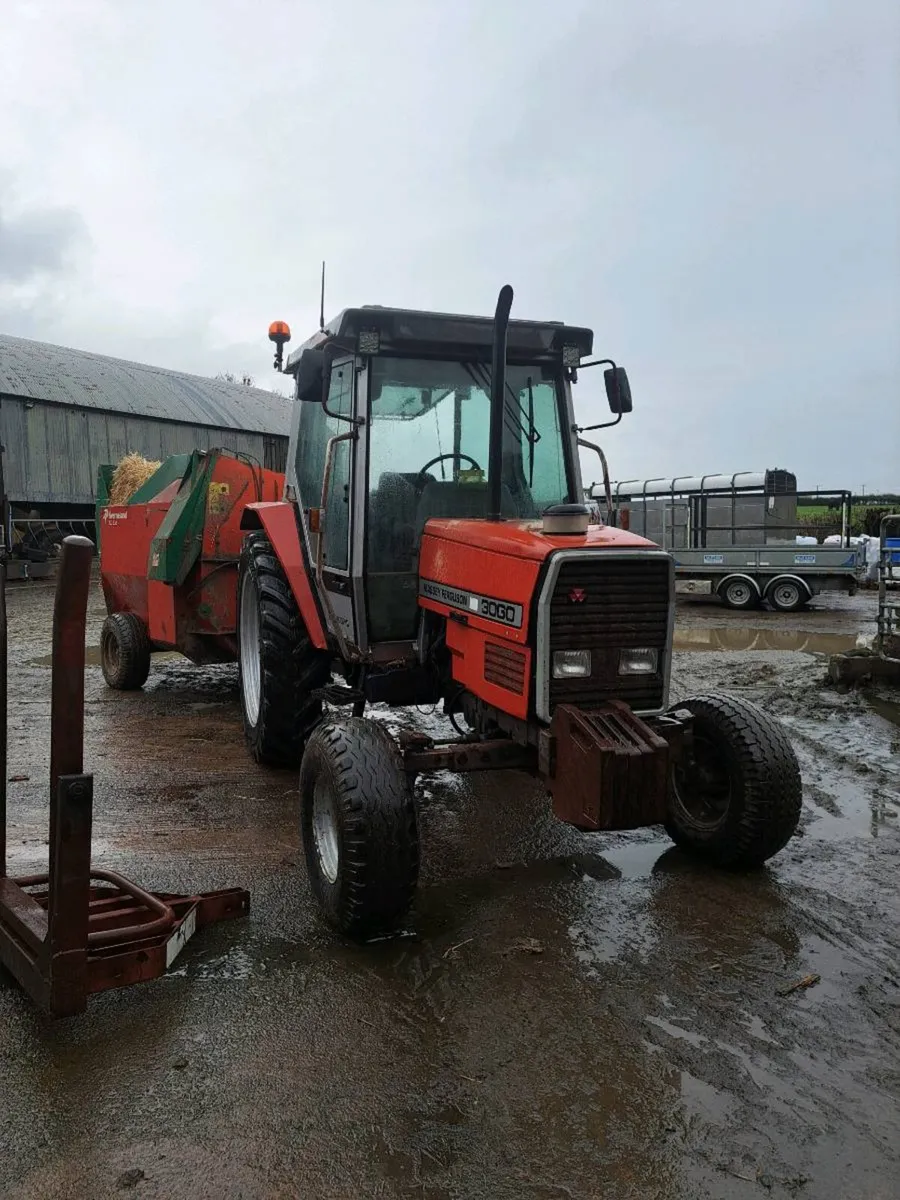 Massey 3060 - Image 1
