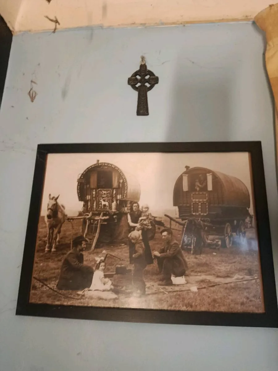 Irish traveller framed photo - Image 1