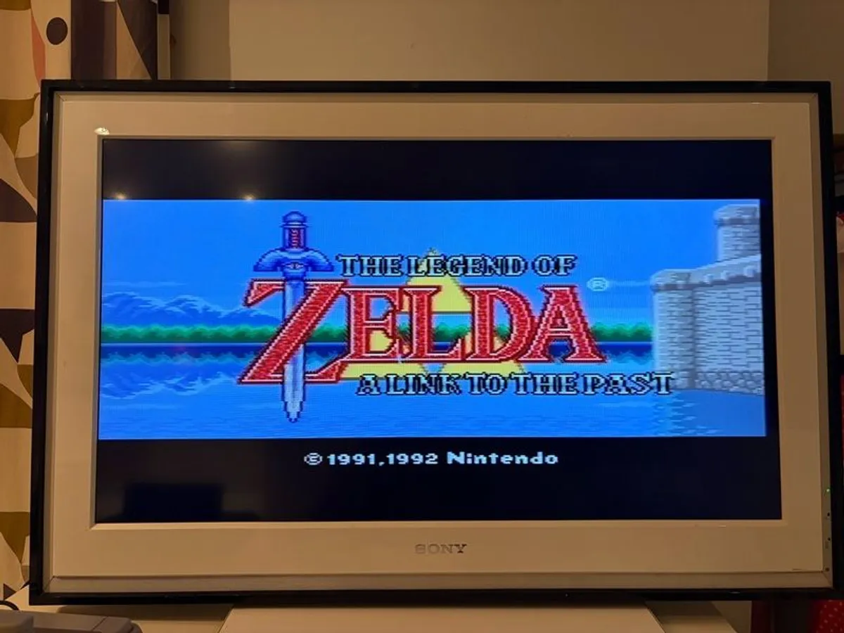 Nintendo SNES Super Nintendo Bundle Controller, Power Supply, Game & EverDrive - tested and working - Image 2
