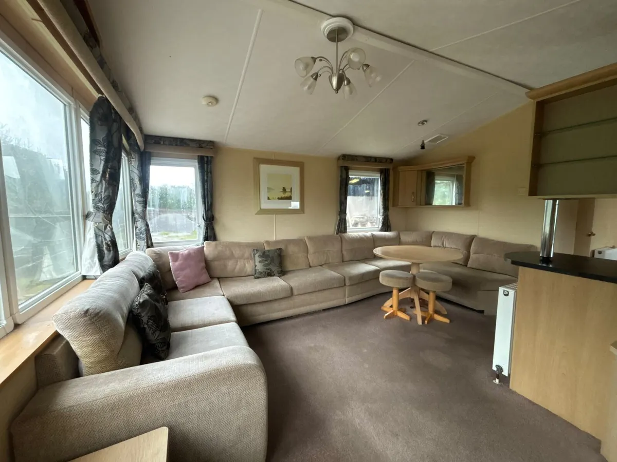 2 Bed Willerby Mobile Home - Image 2