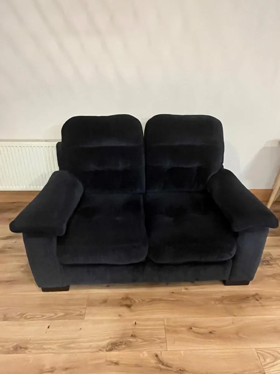 Couch - Image 2
