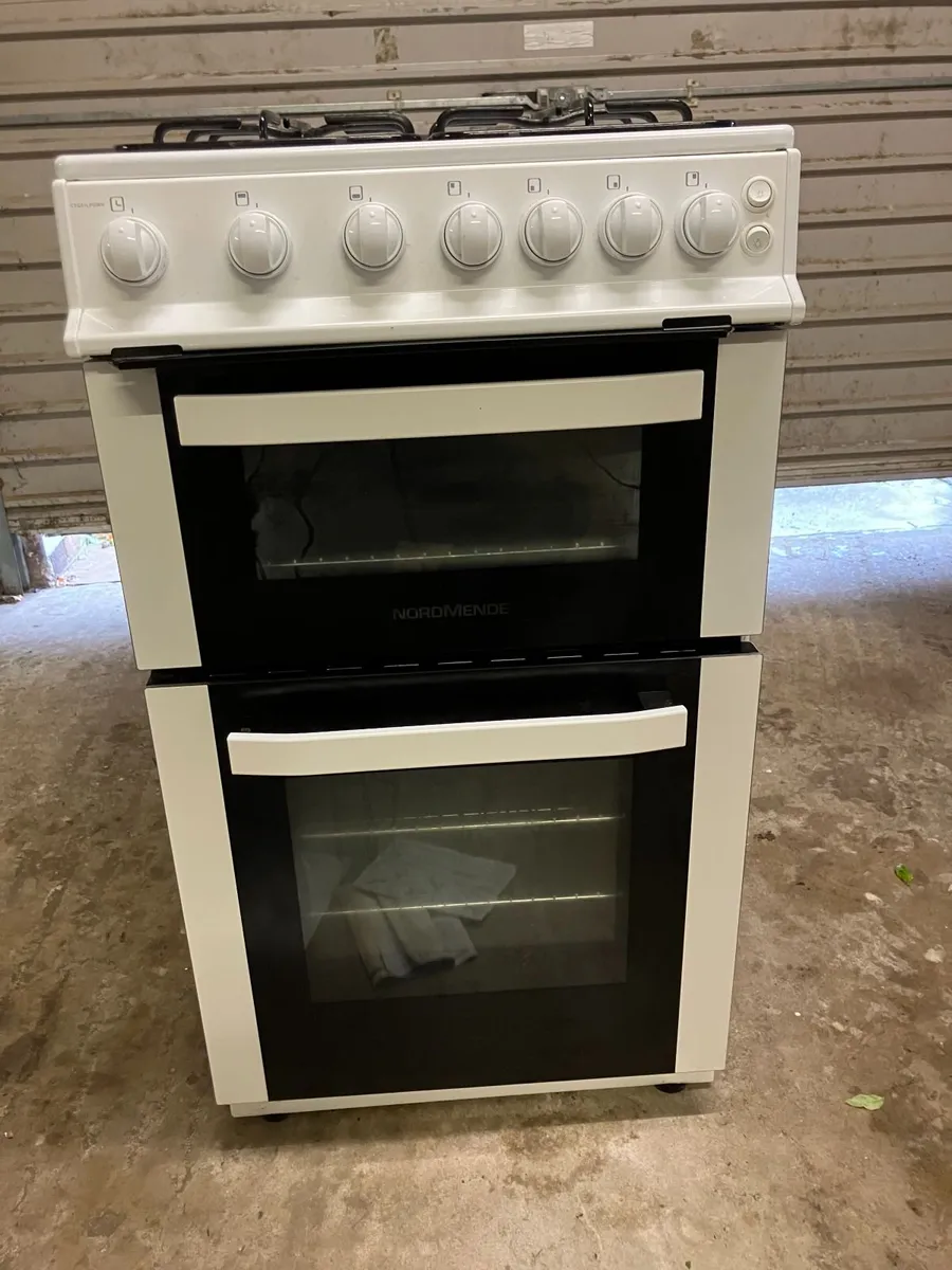 Gas Gooker - double Oven - Nordmende - Image 1