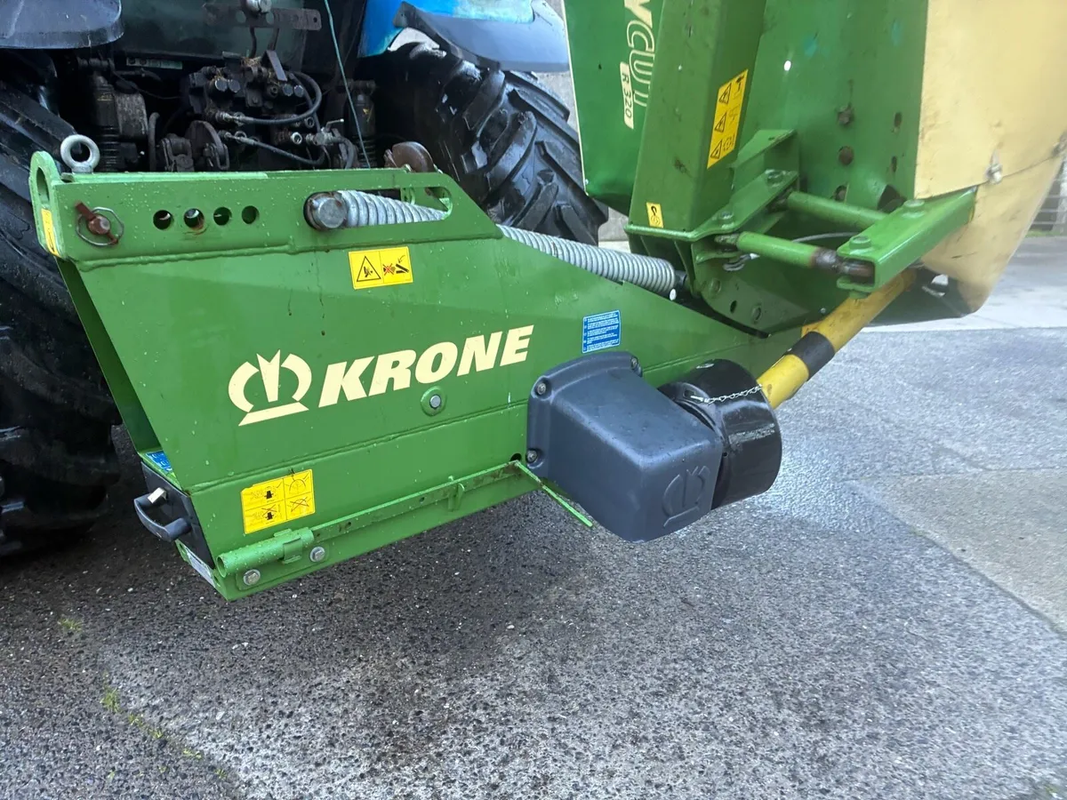 10ft krone mower 320r - Image 1