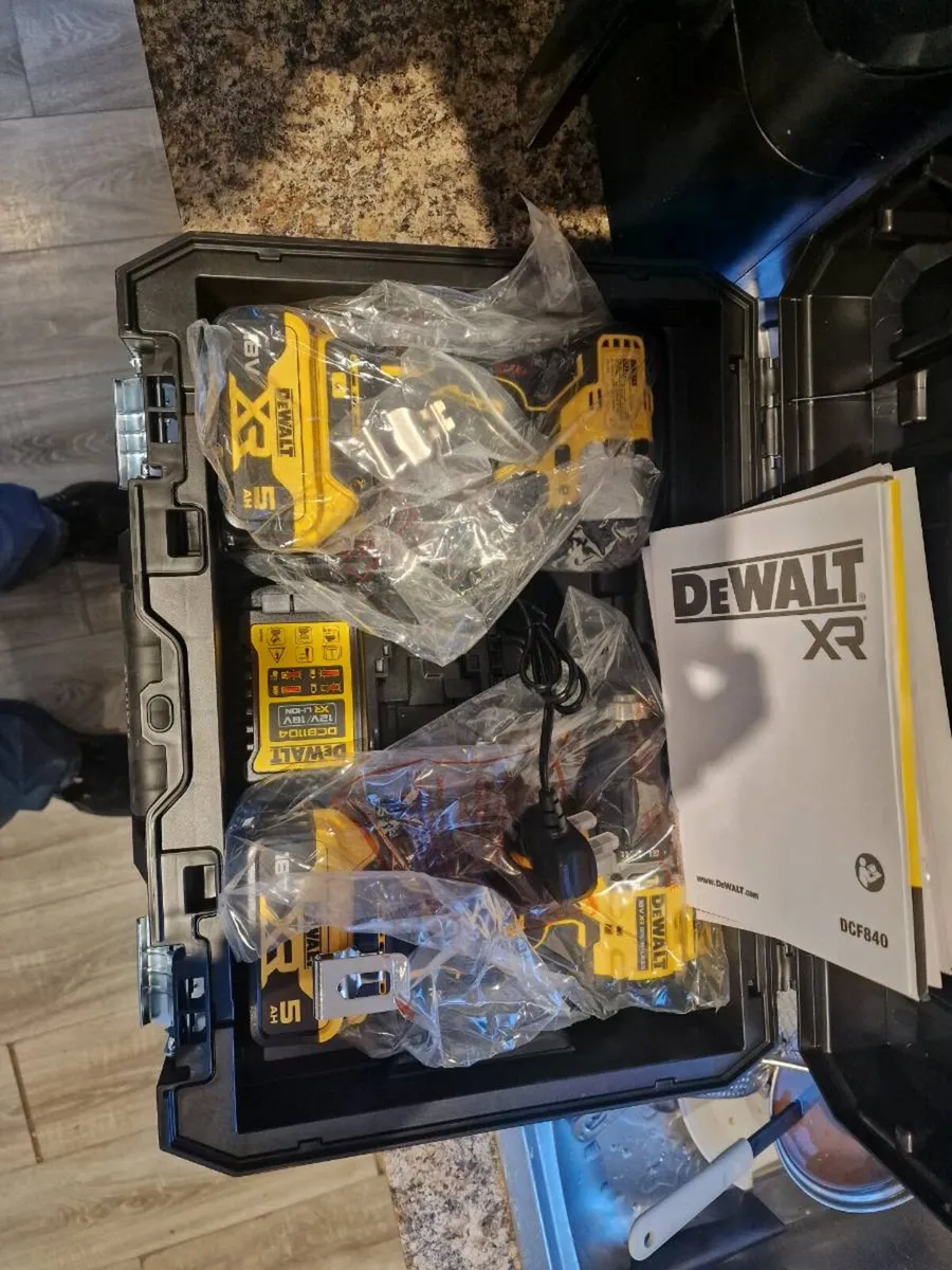 Dewalt 18V Twin Drill Set