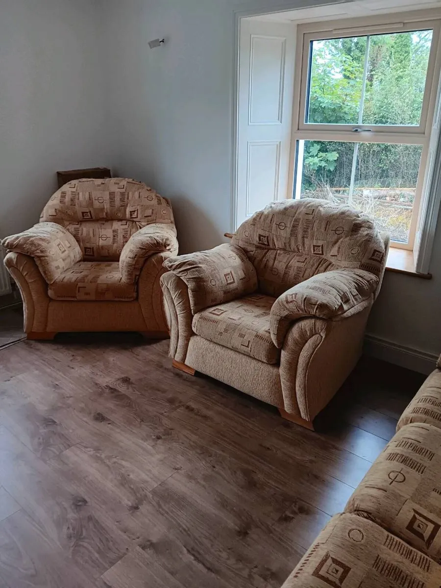 Suite of furniture - Image 4