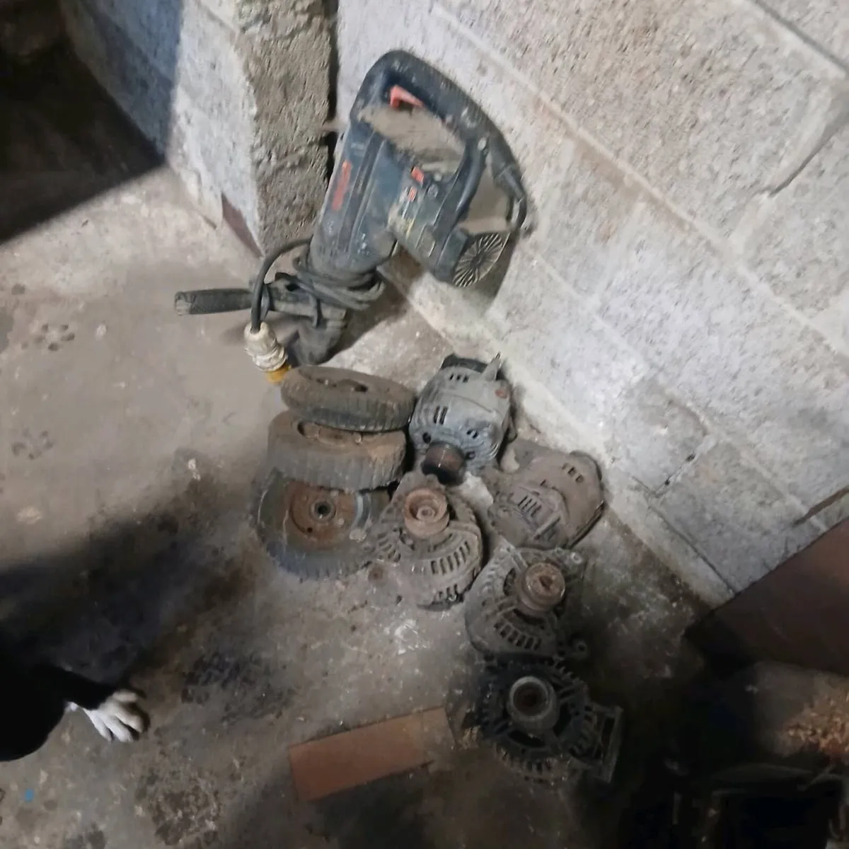 Alternators - Image 1