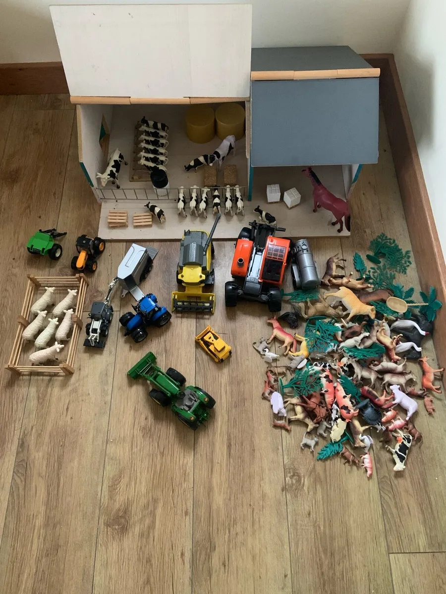 Farm shed, Machinery and Animals - Image 2