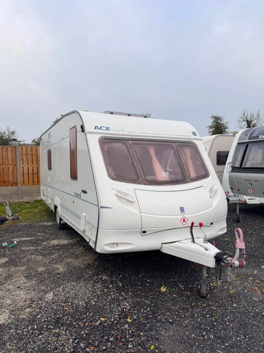 Ace award fixed bed caravan - Image 2