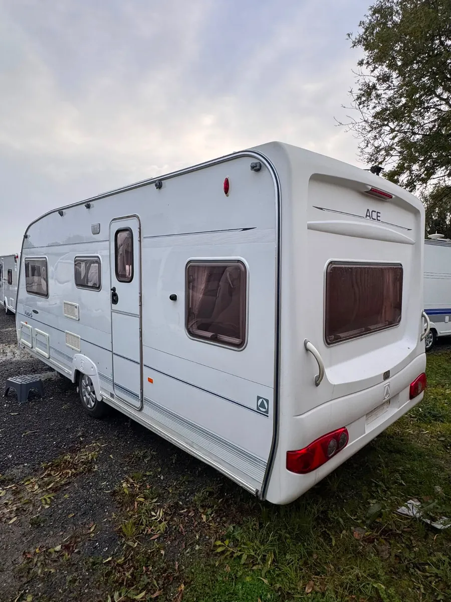 Ace award fixed bed caravan - Image 3