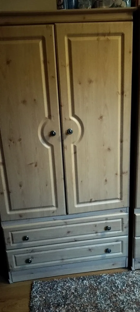 Wardrobe - Image 2