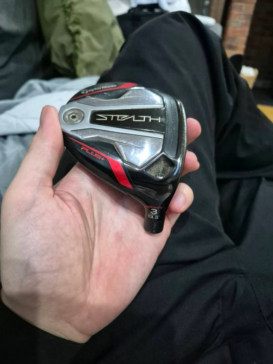 Taylormade Stealth plus 3 wood head - Image 1