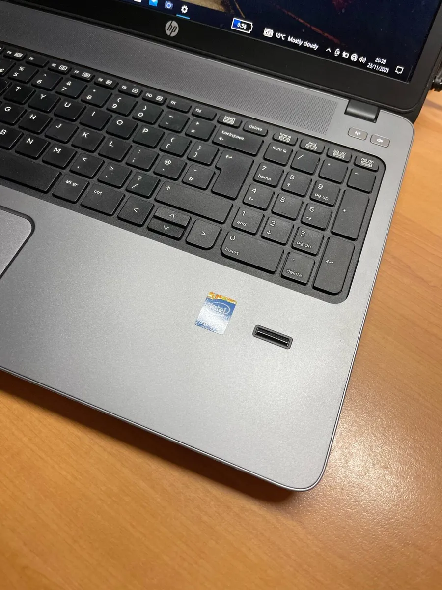 Hp laptop i5 pro windows 10 - Image 2