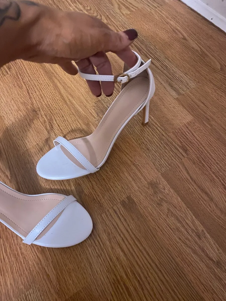 Shoes - Image 2