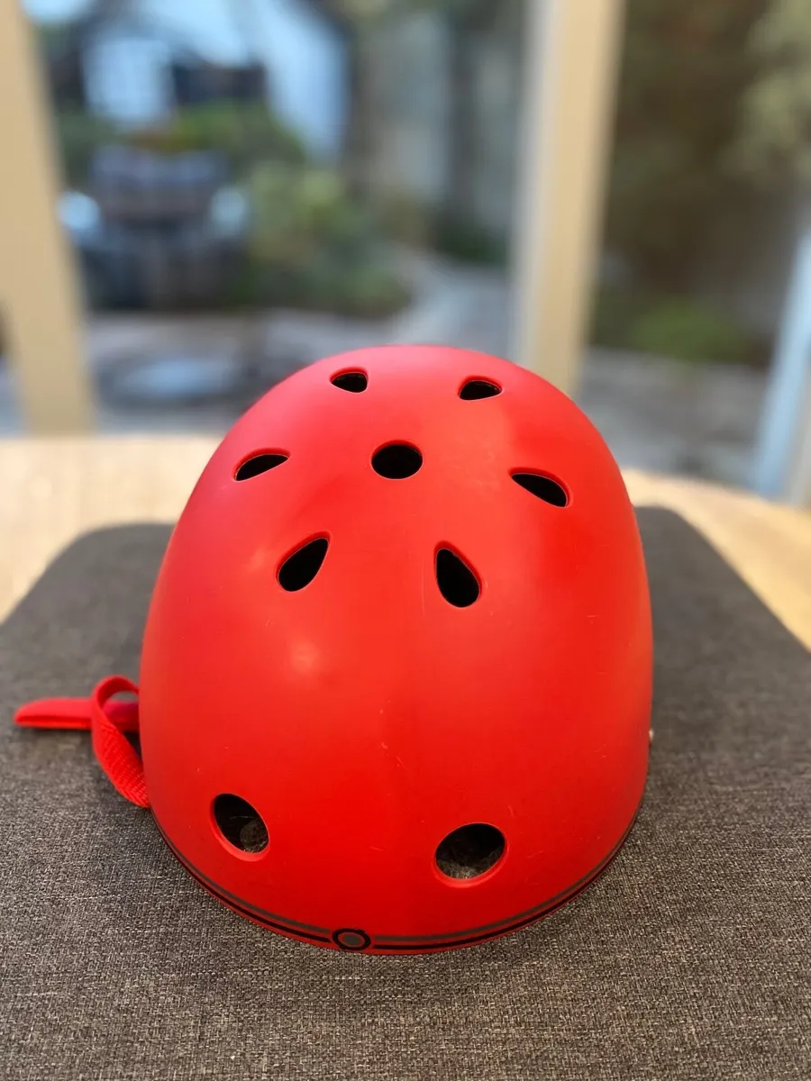 Scooter helmet - Image 1