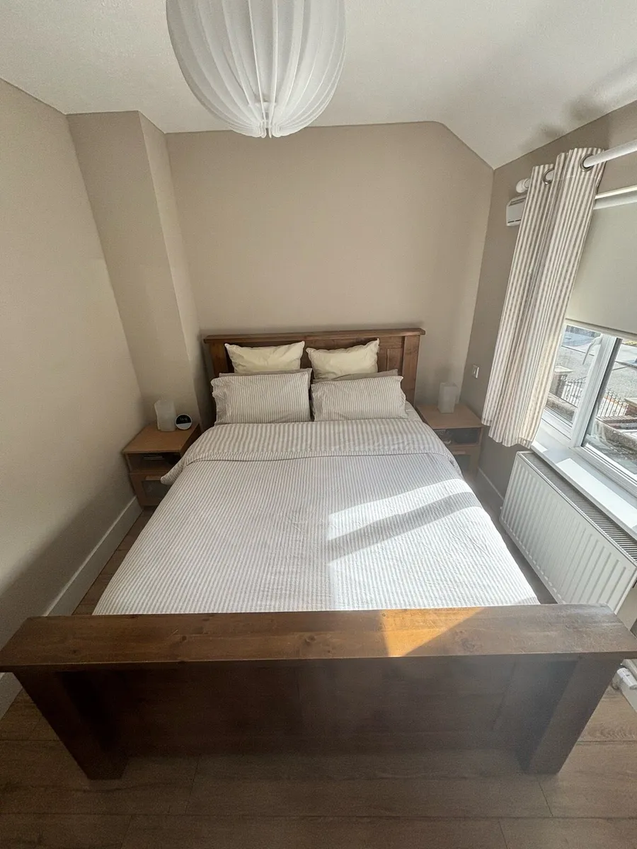 King-size bed - rustic solid wood - Image 1