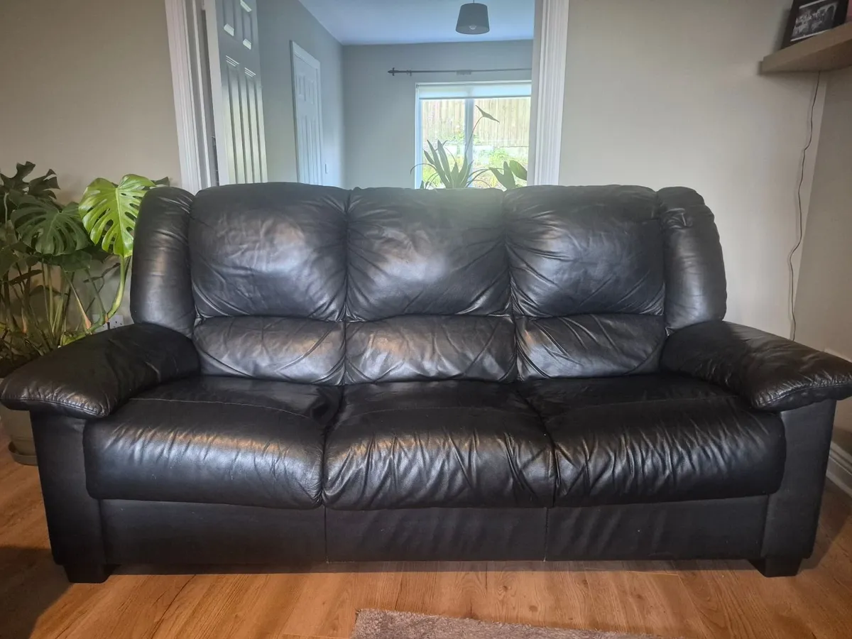 Leather Suite of Furniture - Image 2