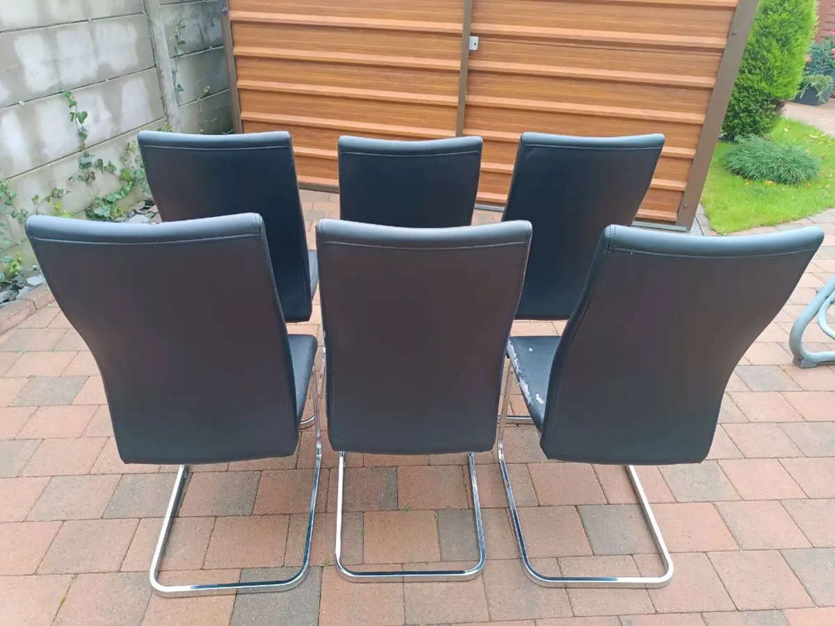 Six chairs. - Image 2