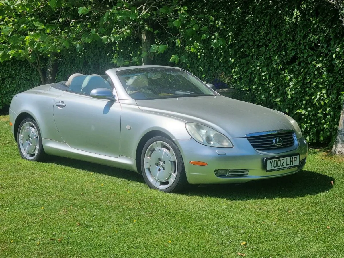 Lexus - Image 4