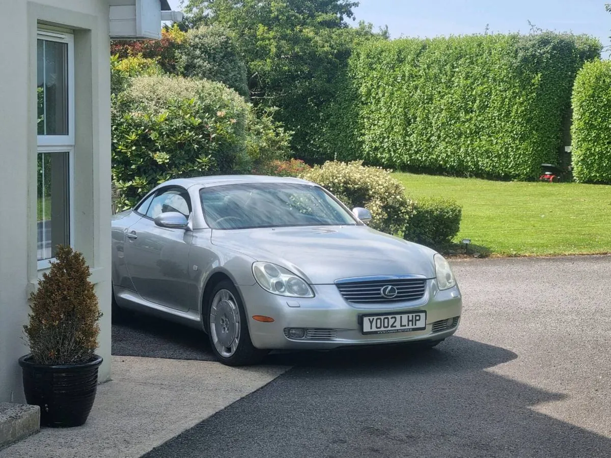 Lexus - Image 1