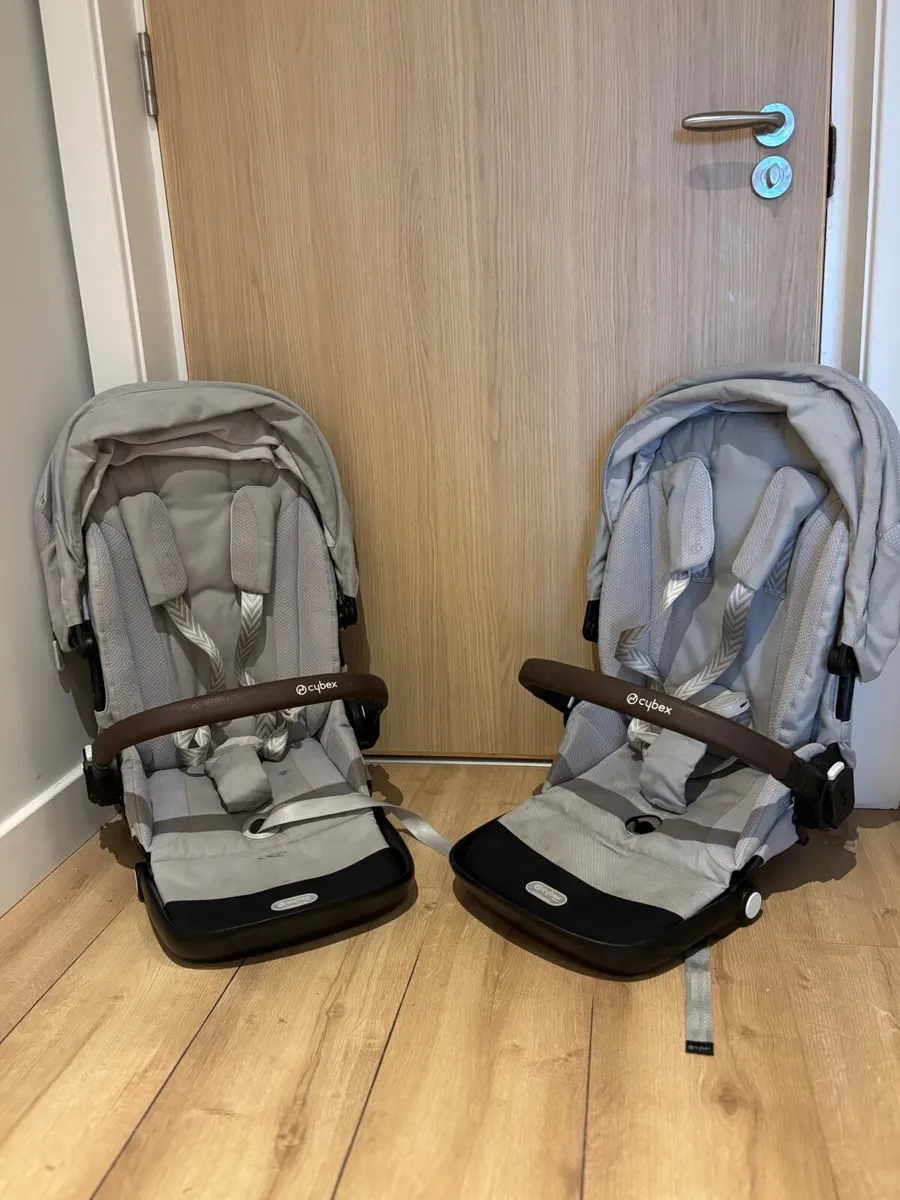 Stroller - Image 1