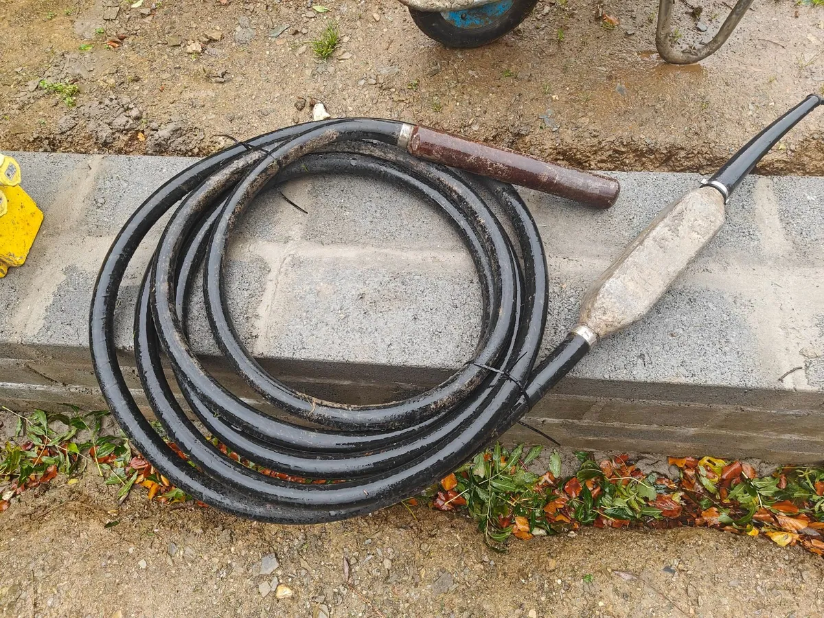 Wacker Neuson Concrete Vibrator Poker - Image 4